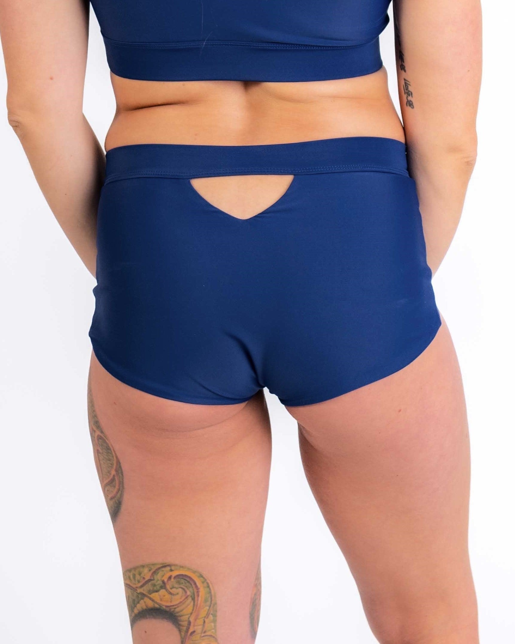 Basic Shorts in deep blue sea