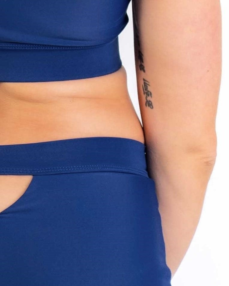 Basic Shorts in deep blue sea