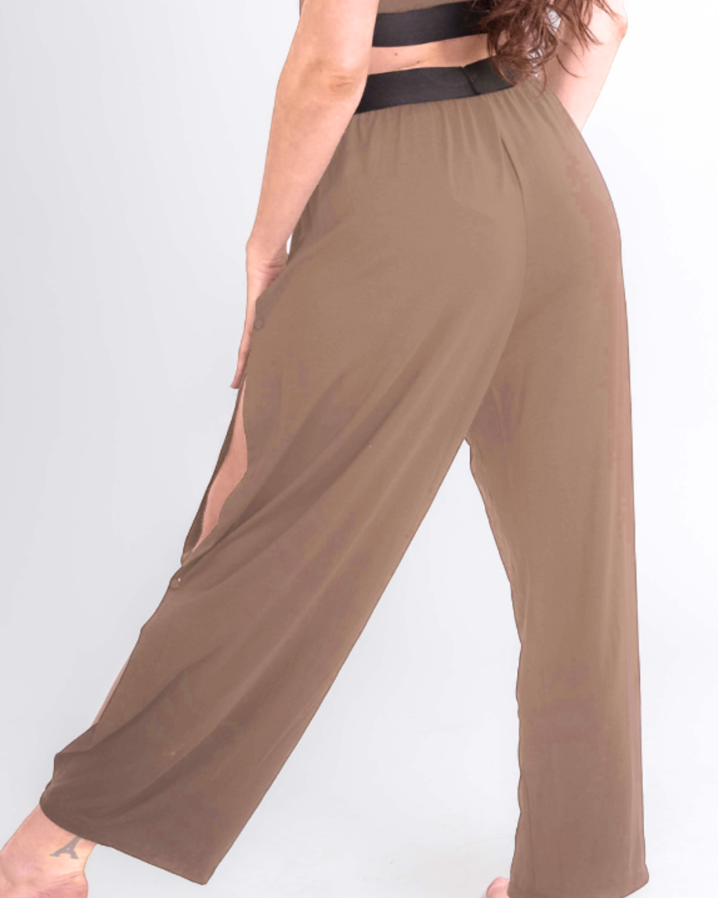 Pre-Workout & Flow Pants in cloudy taupe